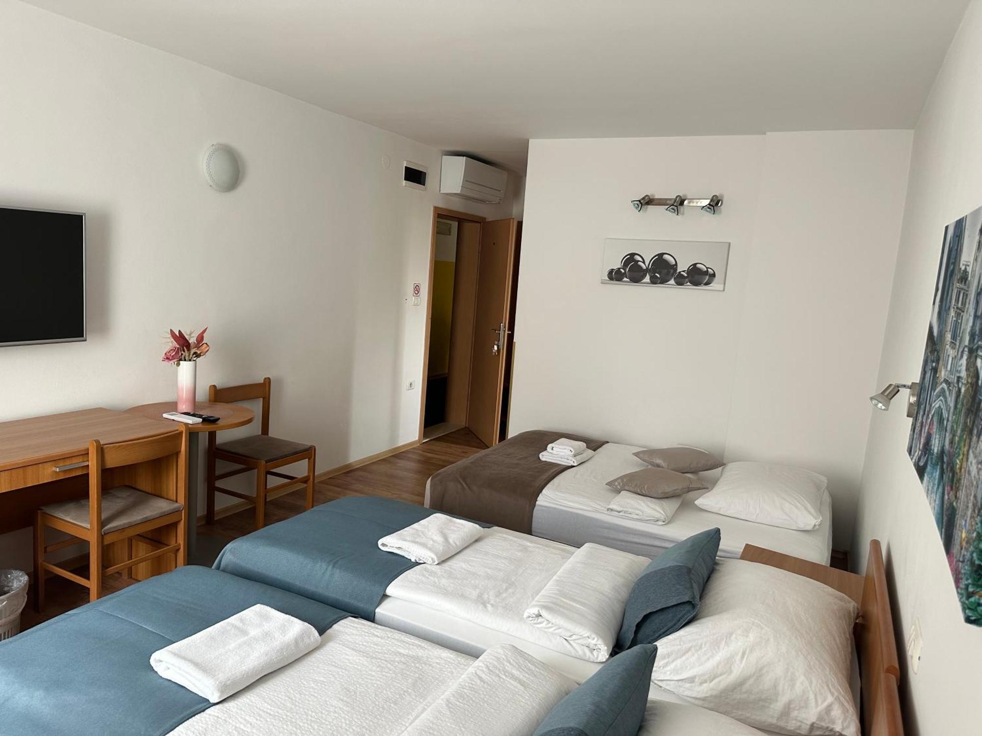 Garni Hotel Keltika إيزولا المظهر الخارجي الصورة