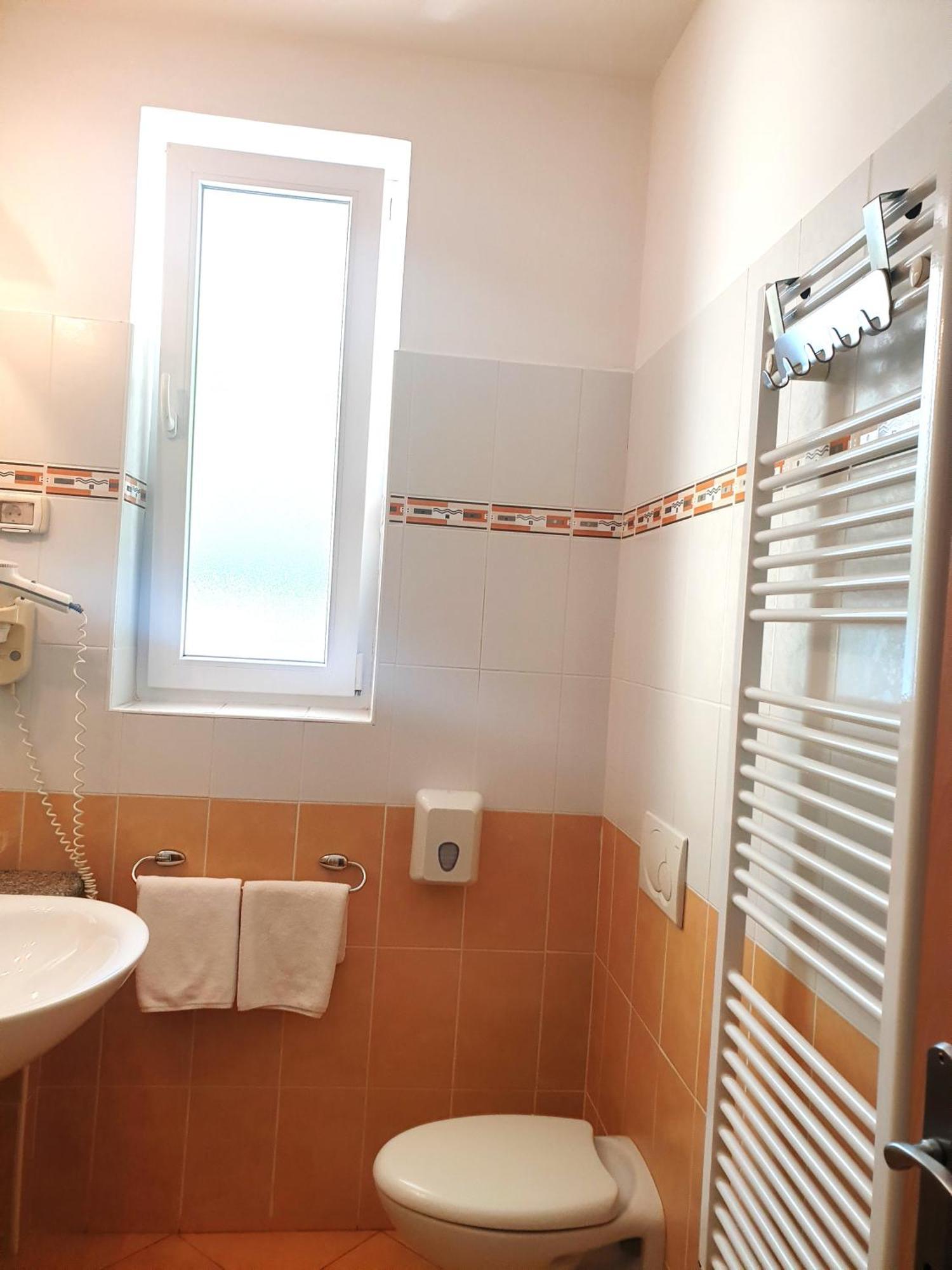 Garni Hotel Keltika إيزولا المظهر الخارجي الصورة