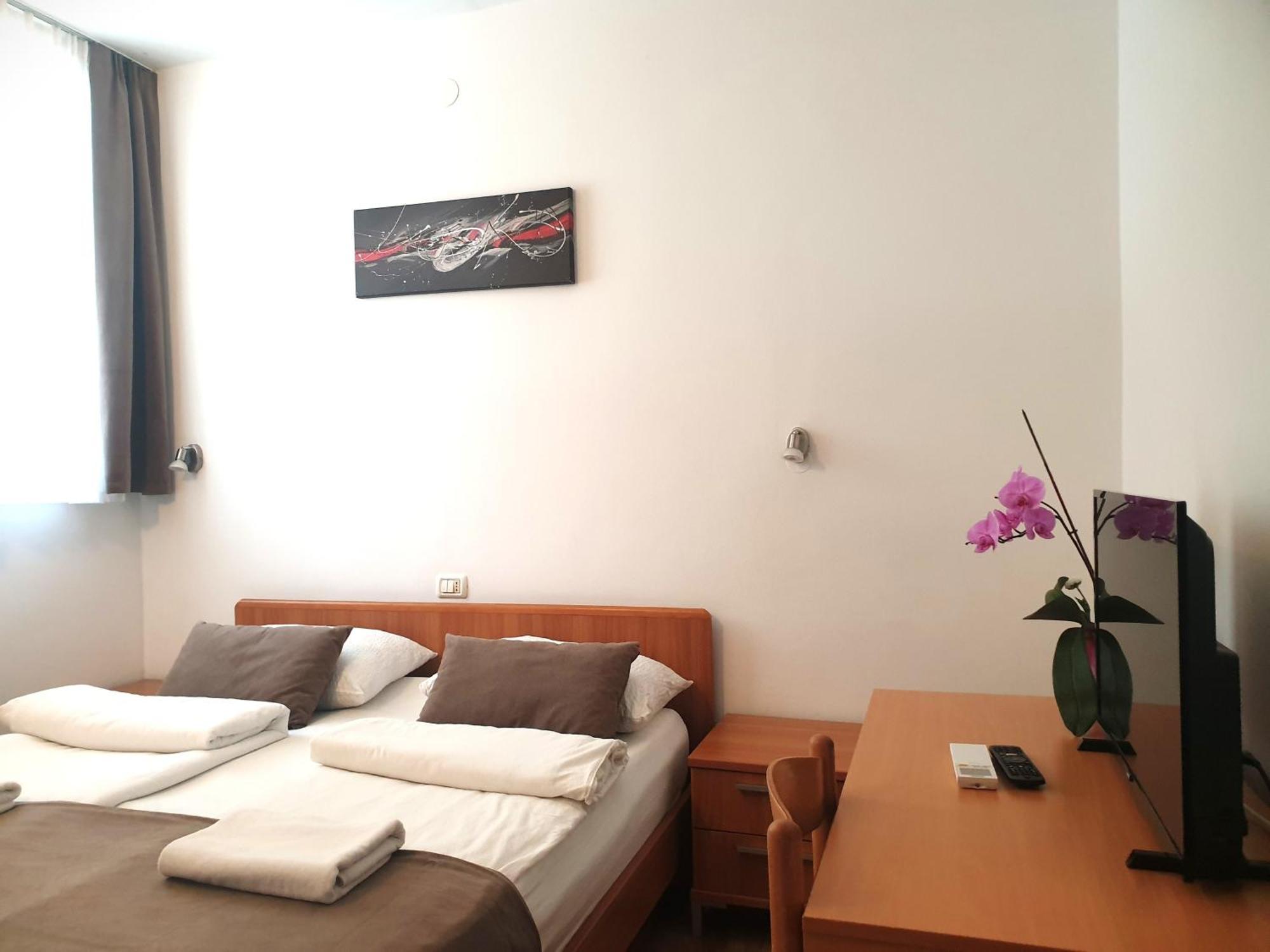 Garni Hotel Keltika إيزولا المظهر الخارجي الصورة
